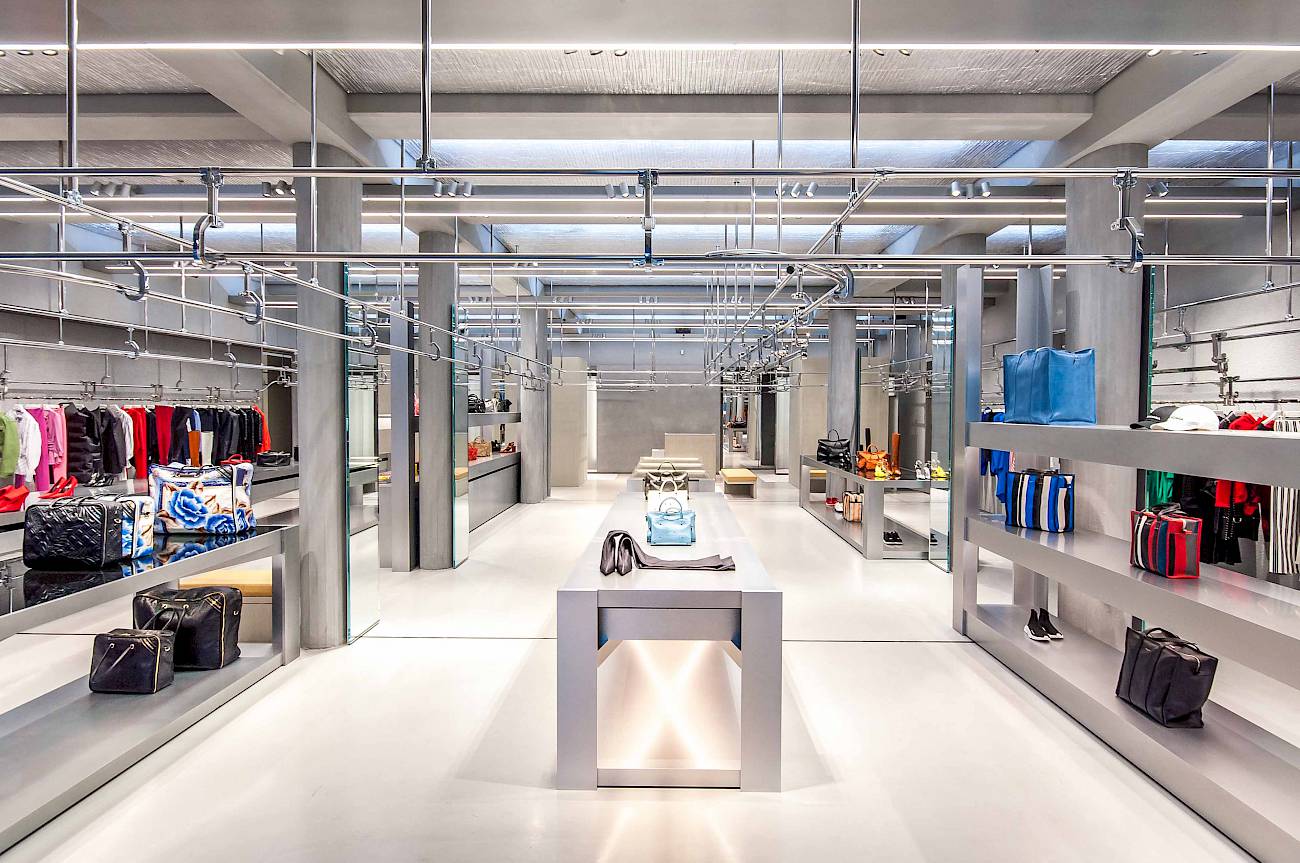 Balenciaga Rome  Retail space design, Store decor, Retail design