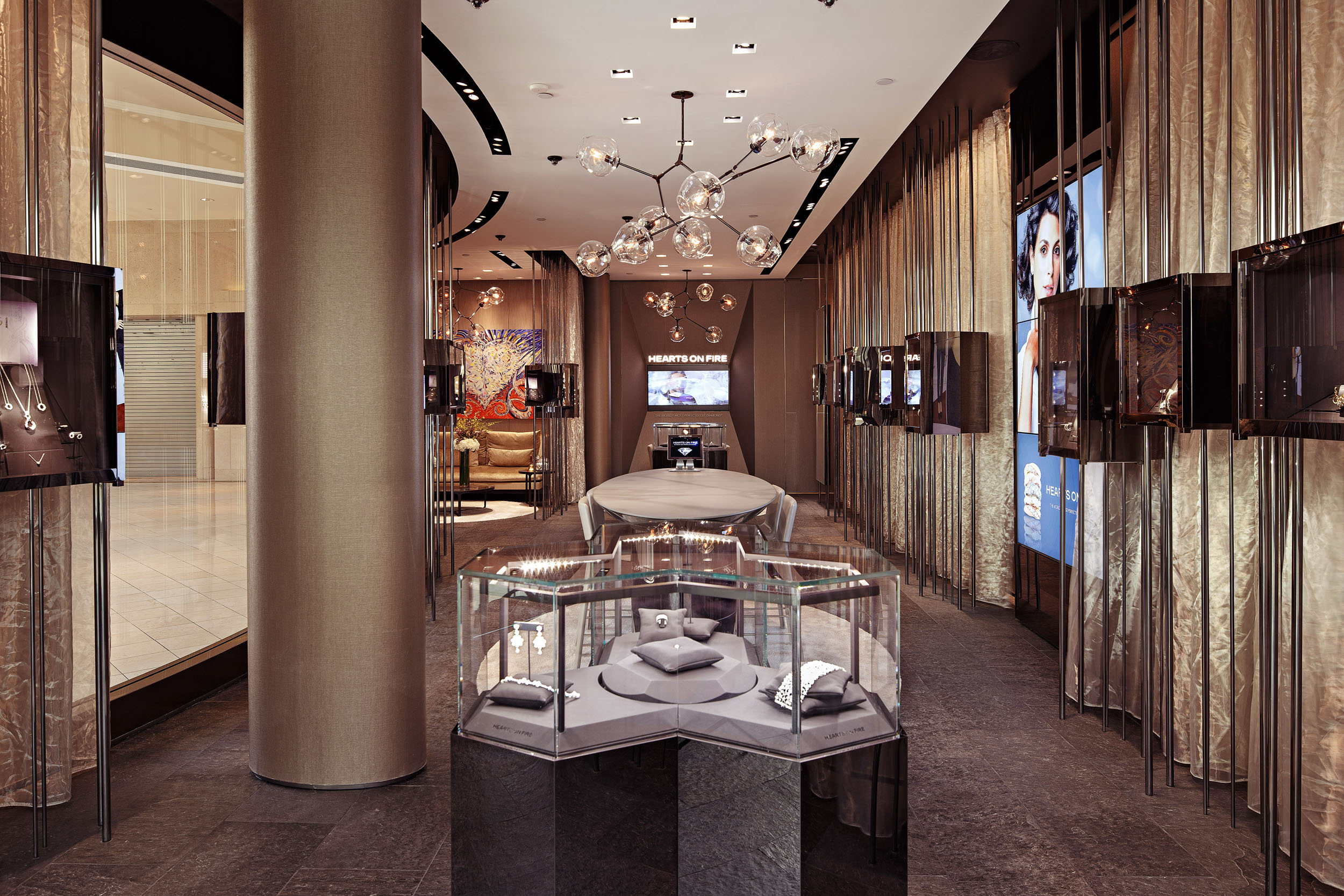 Hearts on fire jewelry stores near me discount